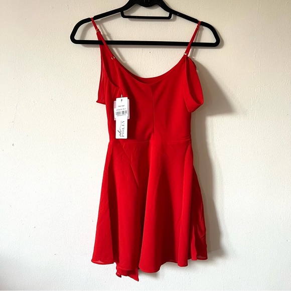 NWT Oh Polly mini red dress size 2 - Picture 5 of 5